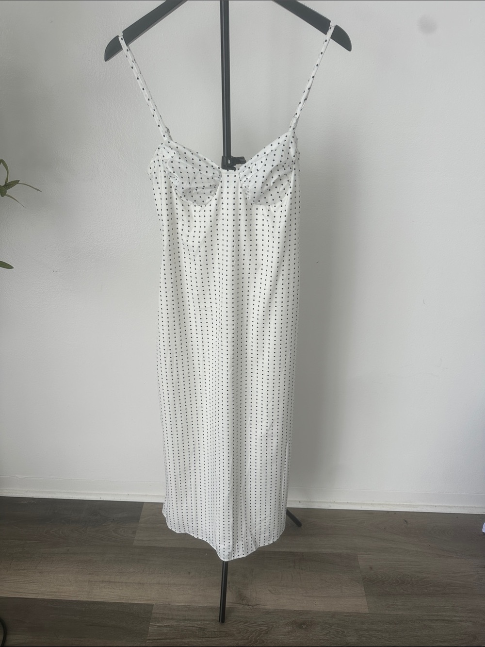 Polkadot 
Midi dress